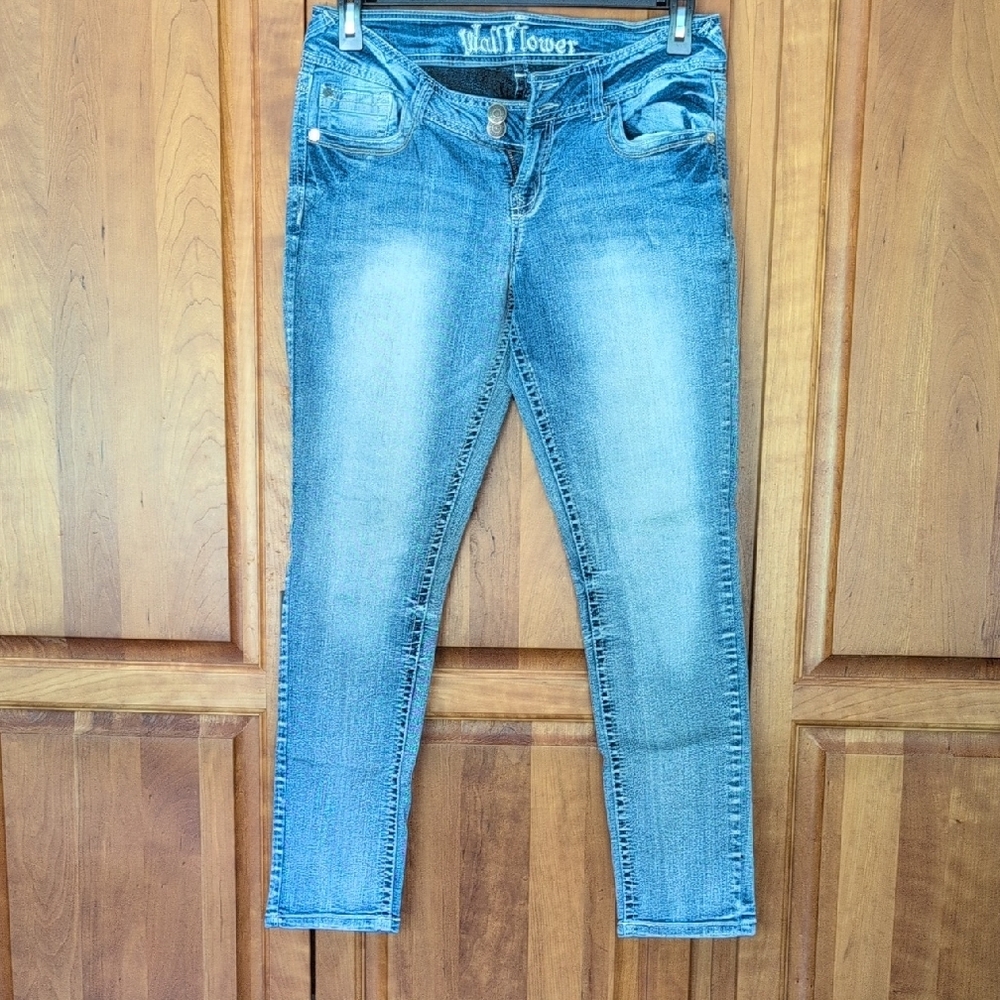 Wallflower Blue Skinny Jeans with Stretch